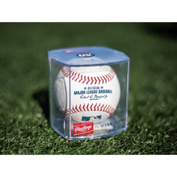 Official 2025 Major League Baseball | Display Case Included | MLB | ROMLB-R NEW - Picture 1 of 7
